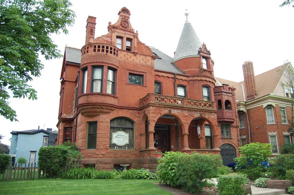 Schuster Mansion Bed & Breakfast Milwaukee Exterior photo